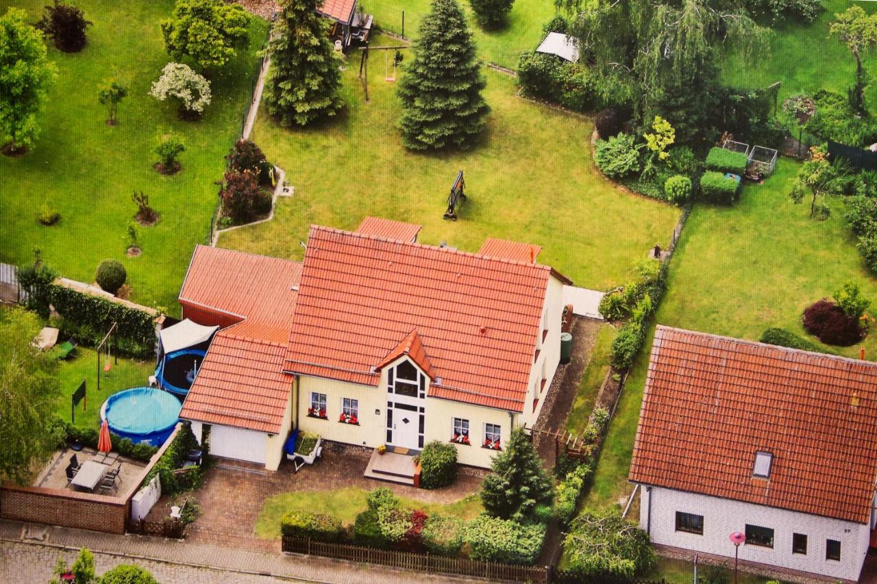 Ferienhaus Bogsi Müllrose المظهر الخارجي الصورة