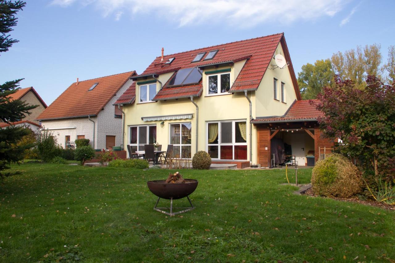 Ferienhaus Bogsi Müllrose المظهر الخارجي الصورة
